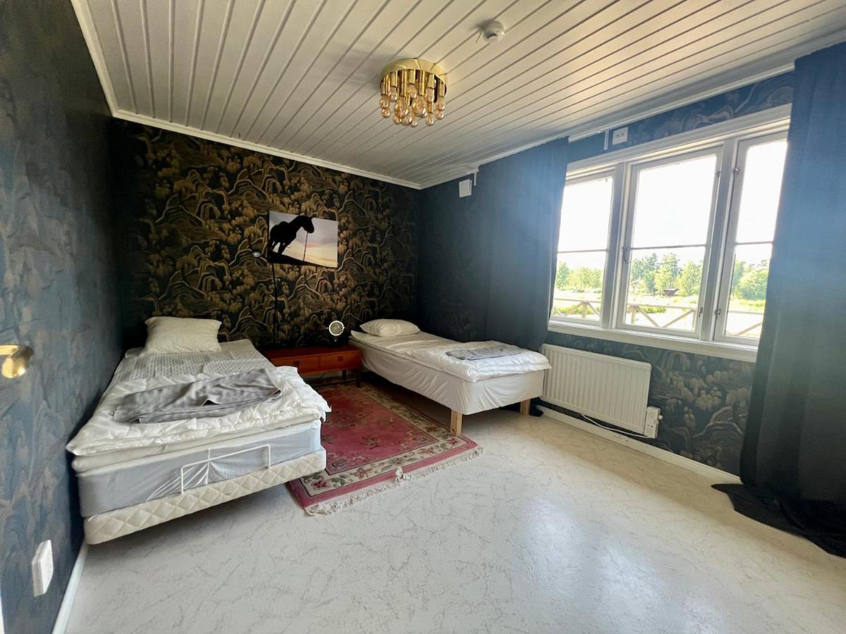Willa Idylliskt Hus Med Sjoeutsikt. Östhammar Zewnętrze zdjęcie